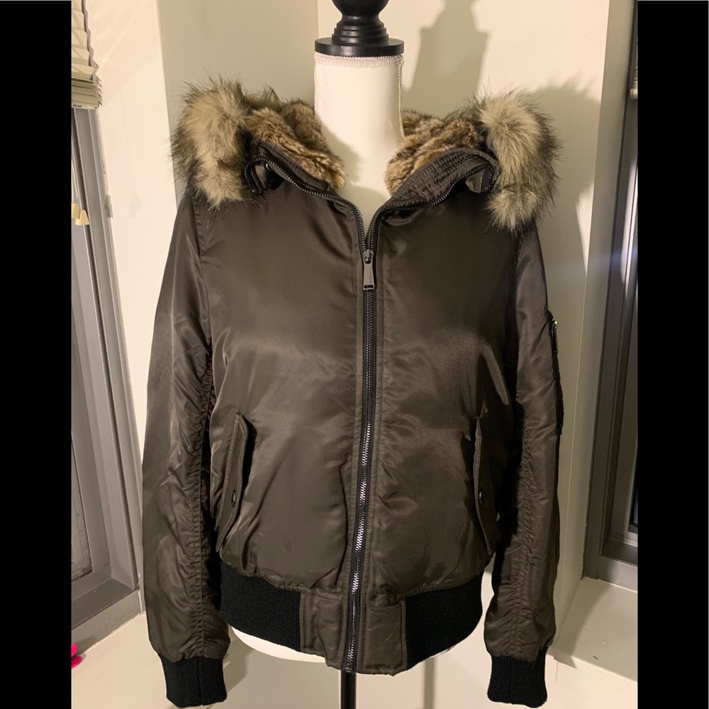 BCBG Generation Army Green Bomber Puffer Jacket